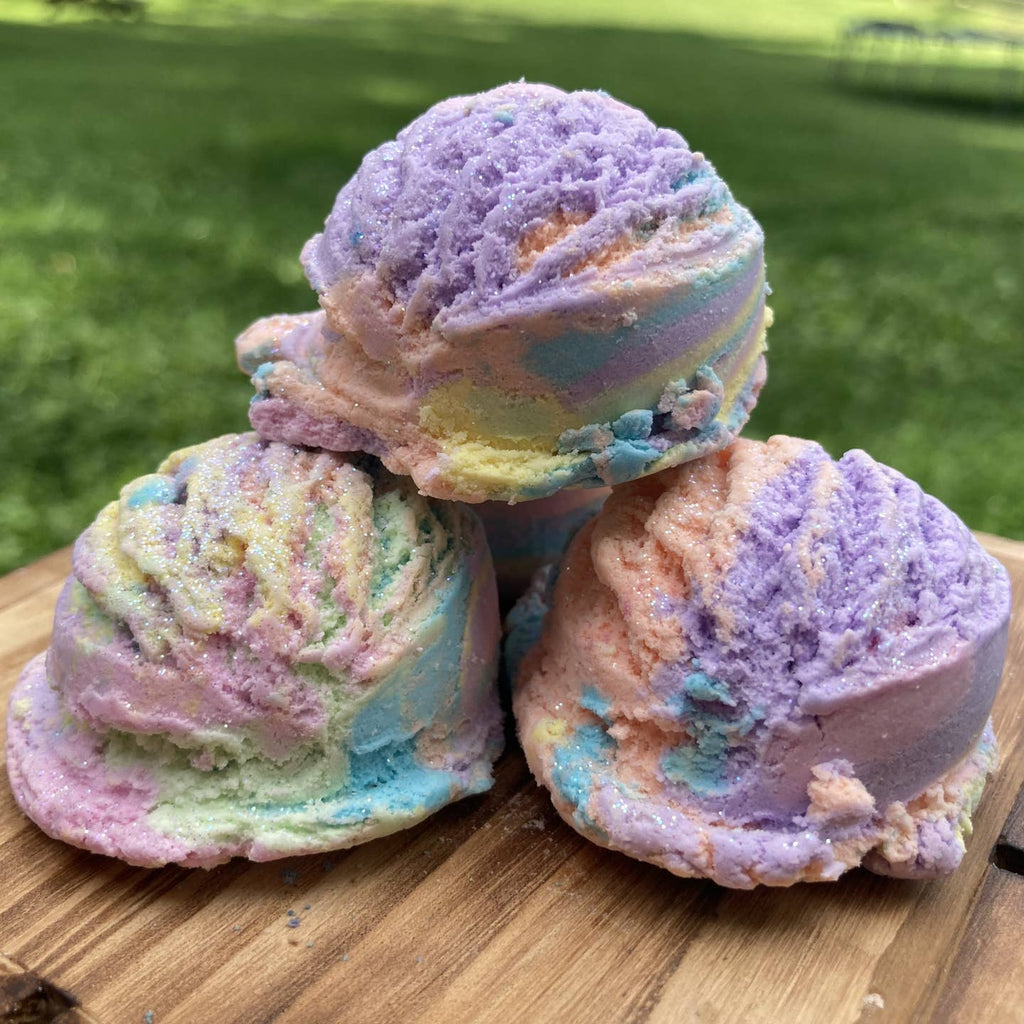 Bubble Scoops (multiple scents) - 260 Broadway Boutique