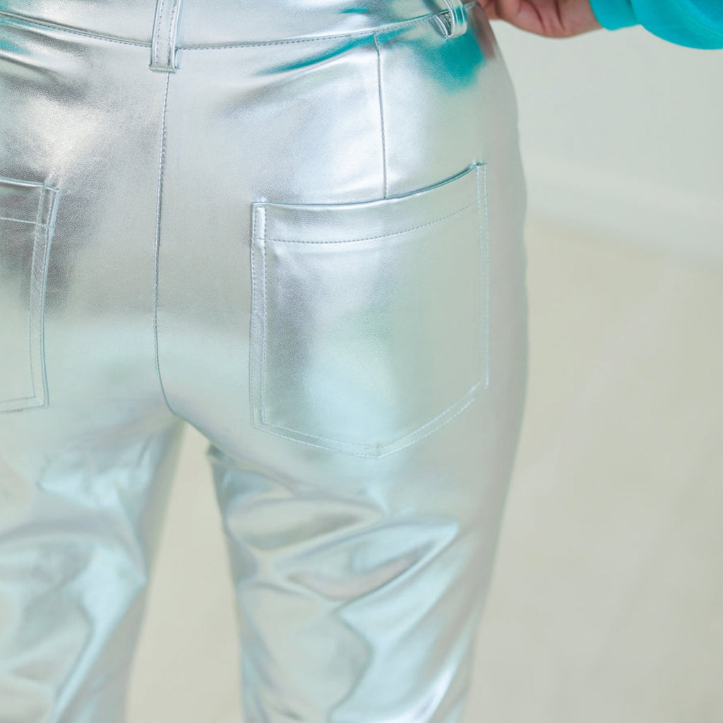 Change of Pace Metallic Pants In Silver - 260 Broadway Boutique