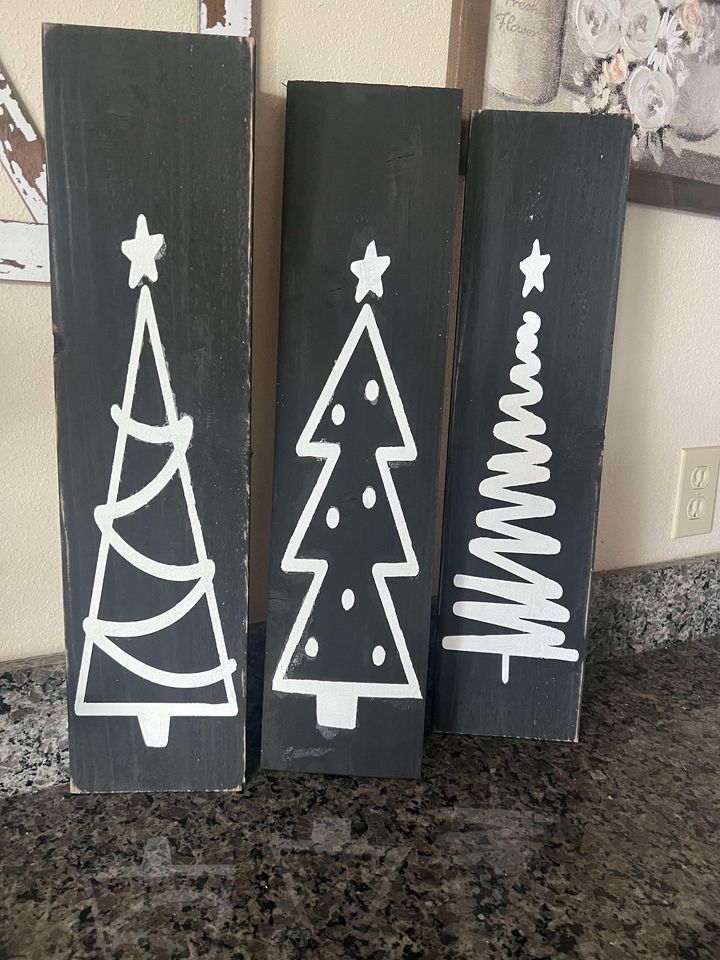 Christmas Tree Wall Decor - 260 Broadway Boutique