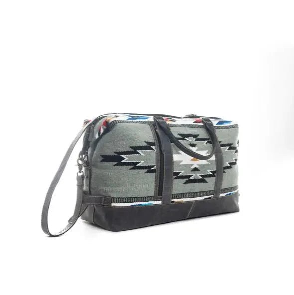 Cloud Arrow Traveller Bag - 260 Broadway Boutique