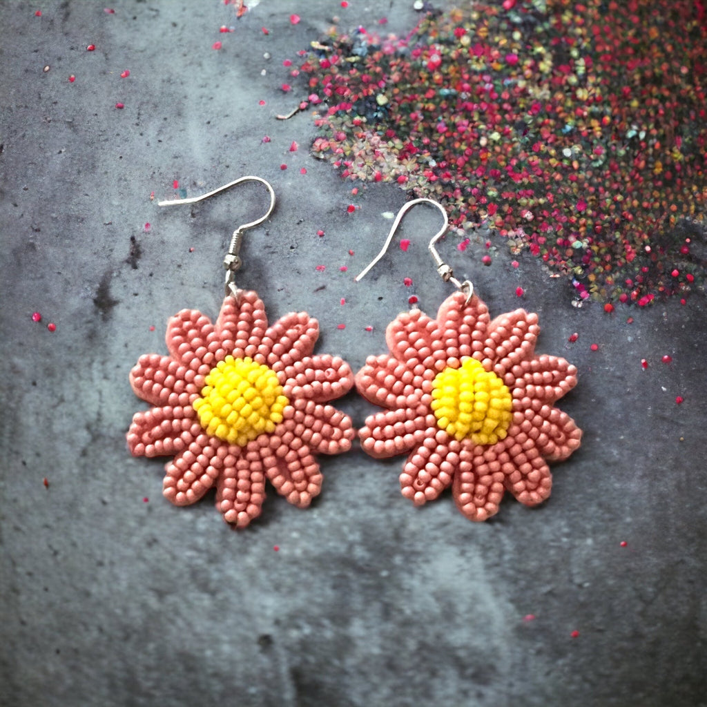 Daisy Beaded Earring - 260 Broadway Boutique