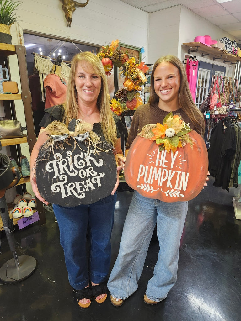Fall Pumpkin Class 10/15/25 - 260 Broadway Boutique