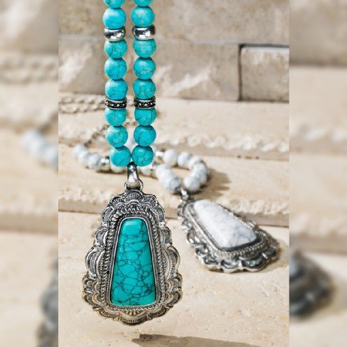 Southwestern Concho Necklace Set - 260 Broadway Boutique